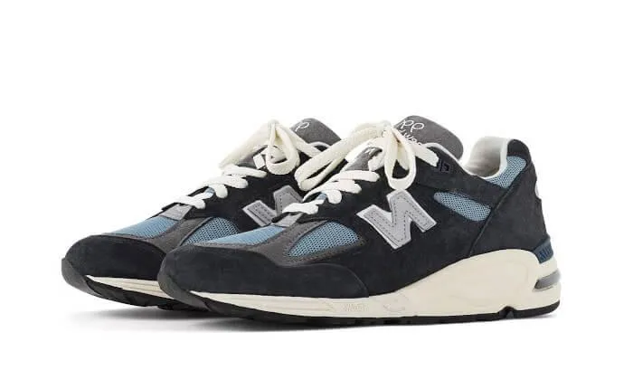 990 v2 MiUSA Teddy Santis Bleu marine Castlerock