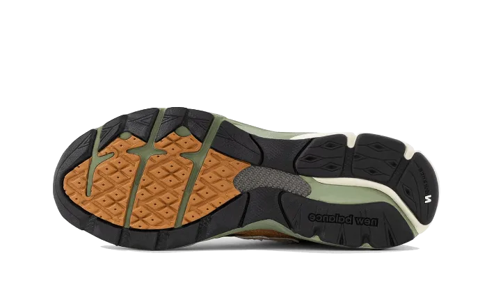 990 V3 Fabriqué aux États-Unis Brun Olive