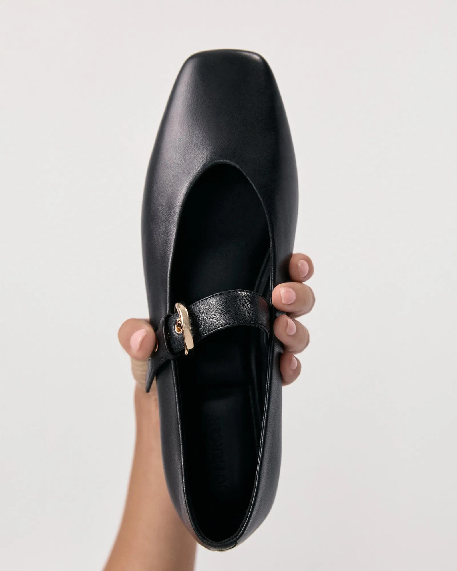 ANNABELLE ESCARPINS DÉCONTRACTÉS EN CUIR NOIR