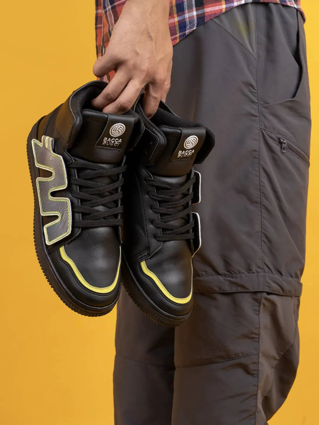 Bacca Bucci Chaussures de Sport Homme à Tige Haute PATCH-PLAY