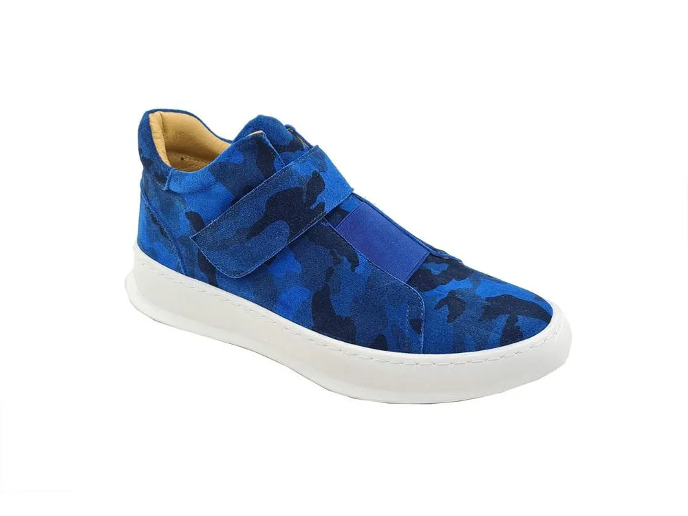 Basket montante en daim à motif camouflage bleu