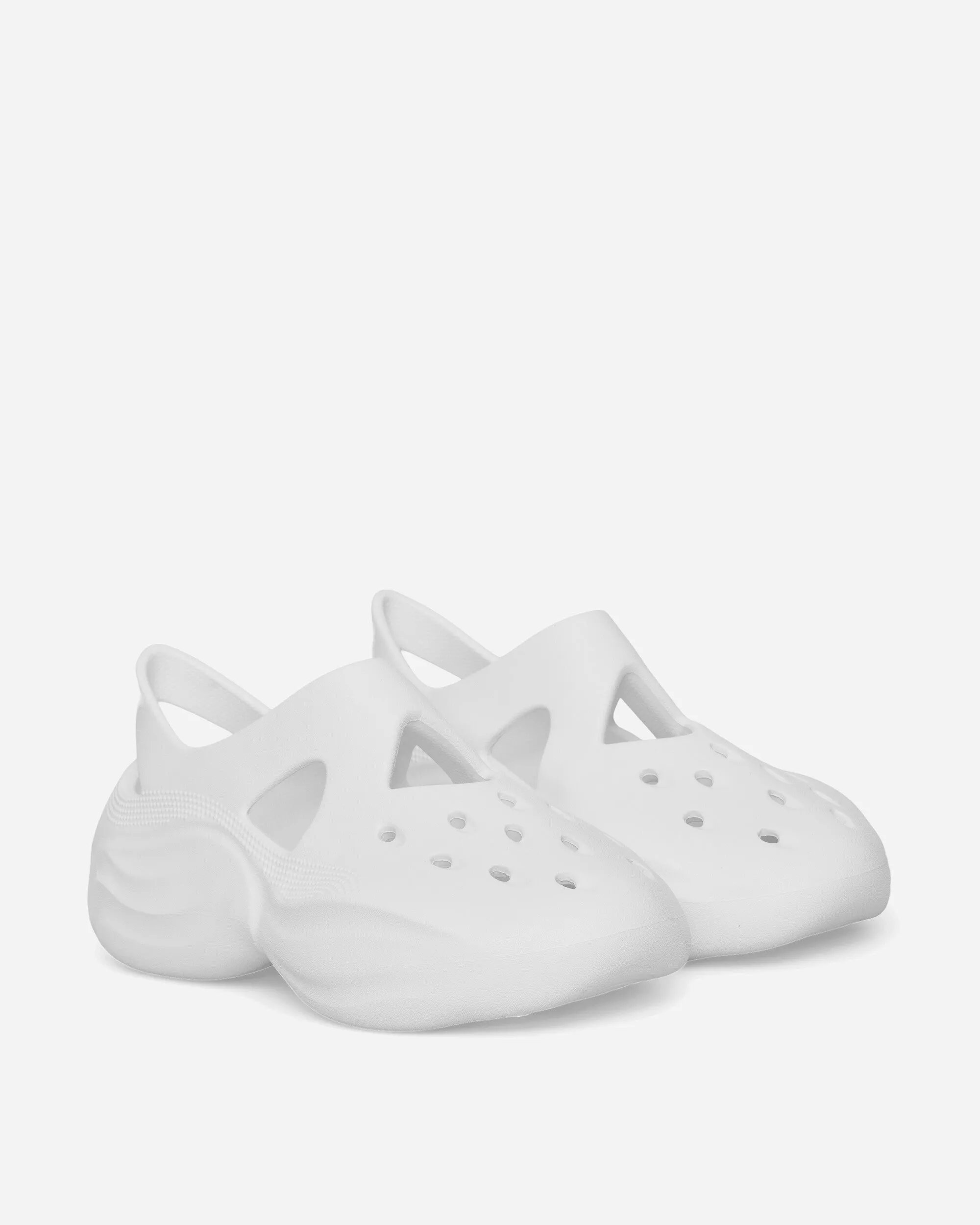 Dingyun Zhang Diffuseur Clogs Blanc