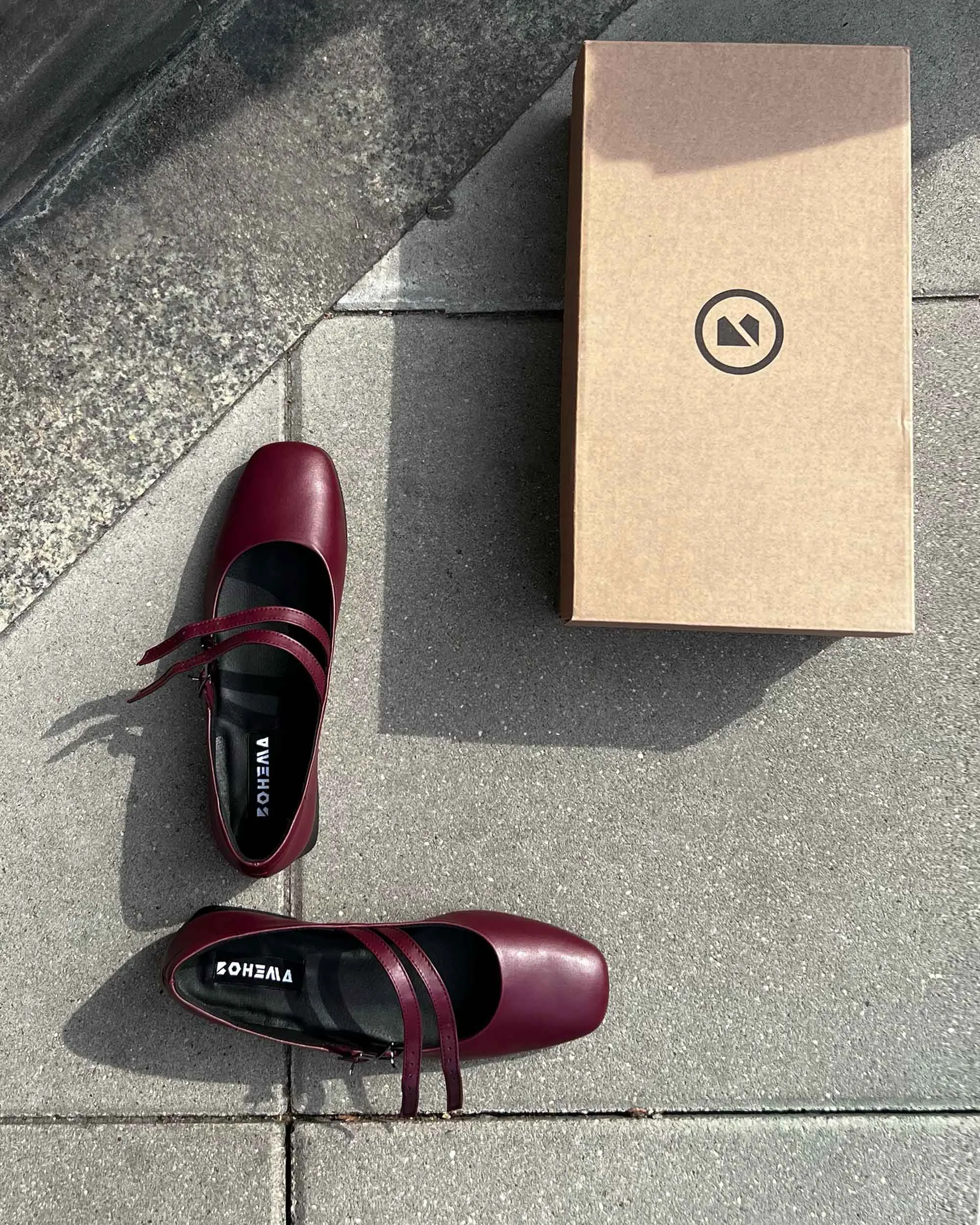 Mary Jane Vegea® Escarpins Végans en Simili-Cuir de Raisin | Cerise