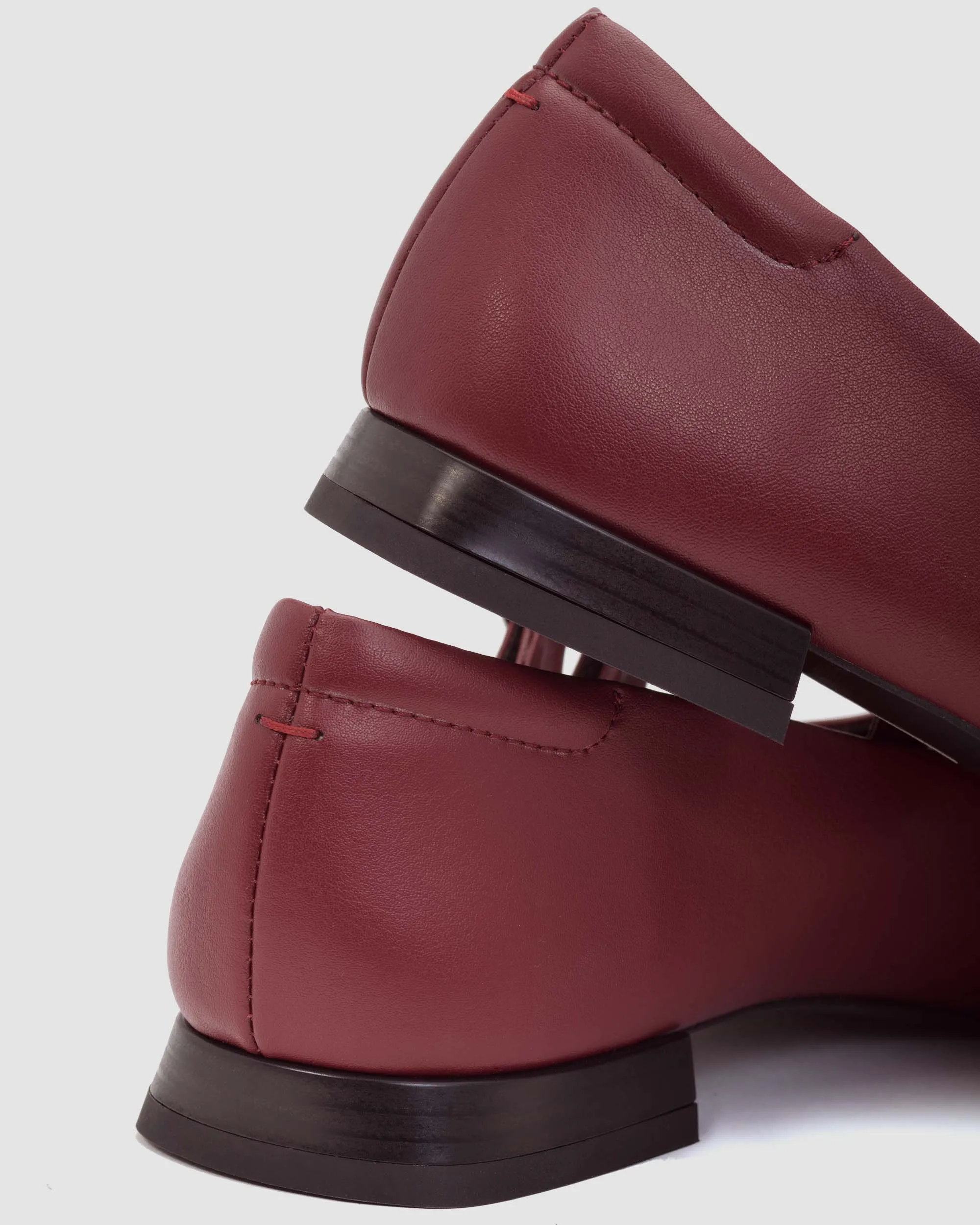 Mary Jane Vegea® Escarpins Végans en Simili-Cuir de Raisin | Cerise