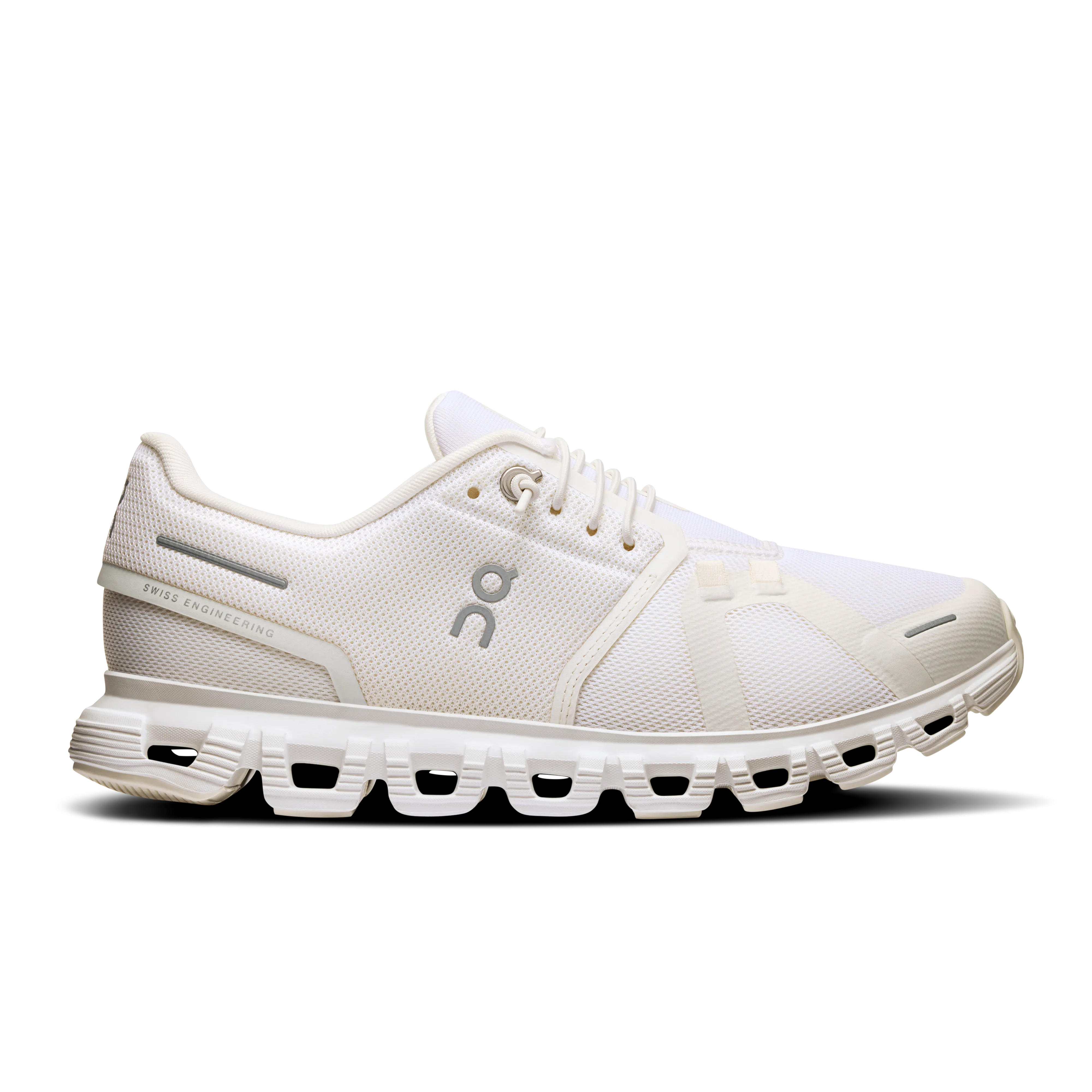 Chaussures On Running Women's Cloud 6 - Blanc / Blanc