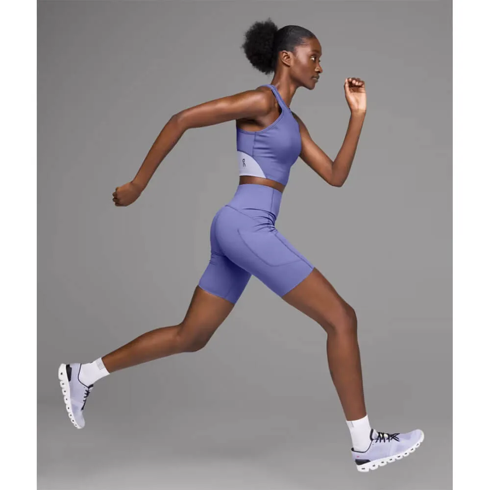 Sur les Leggings de Mouvement Toute la Journée pour Femmes - Shorts Myrtille sur Chaussures Cloud