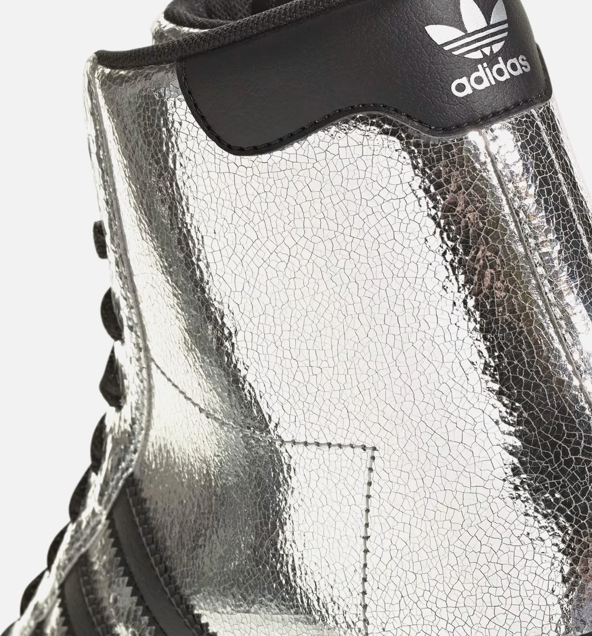 Superstar 82 Roller Skates Chaussure de Style de Vie pour Femmes - Argent Métallique/Noir de Base/Blanc Nuage