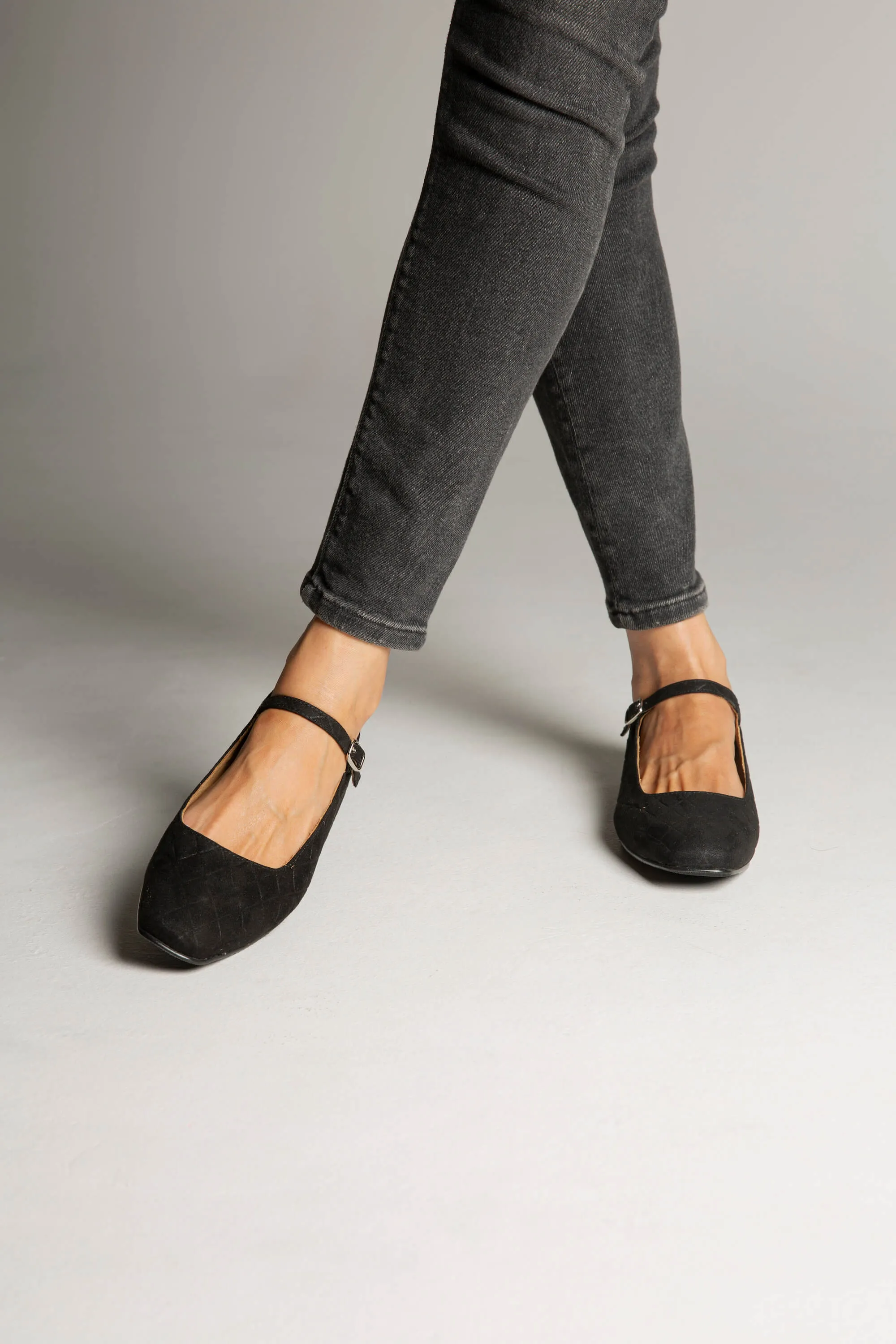 Ballerines en Suédine Végane Douce | Noir