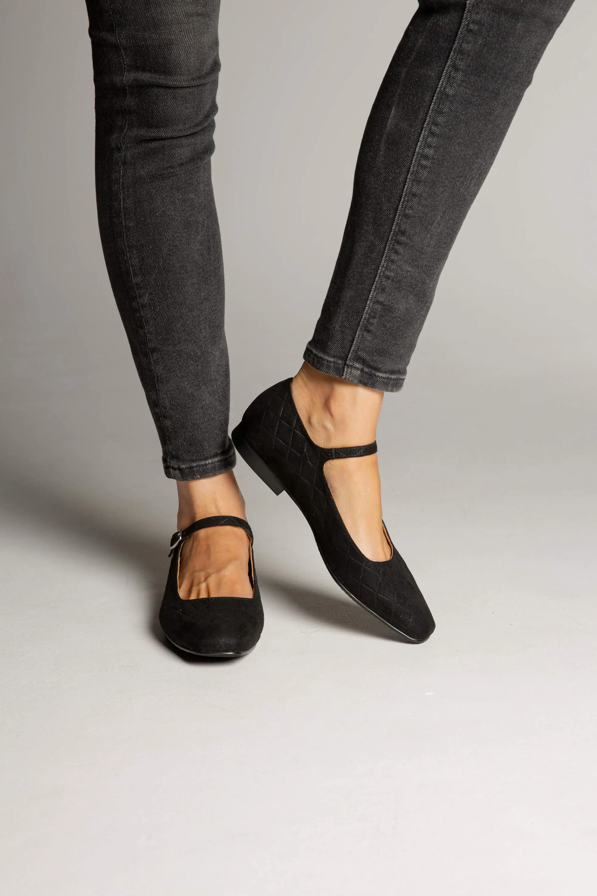 Ballerines en Suédine Végane Douce | Noir