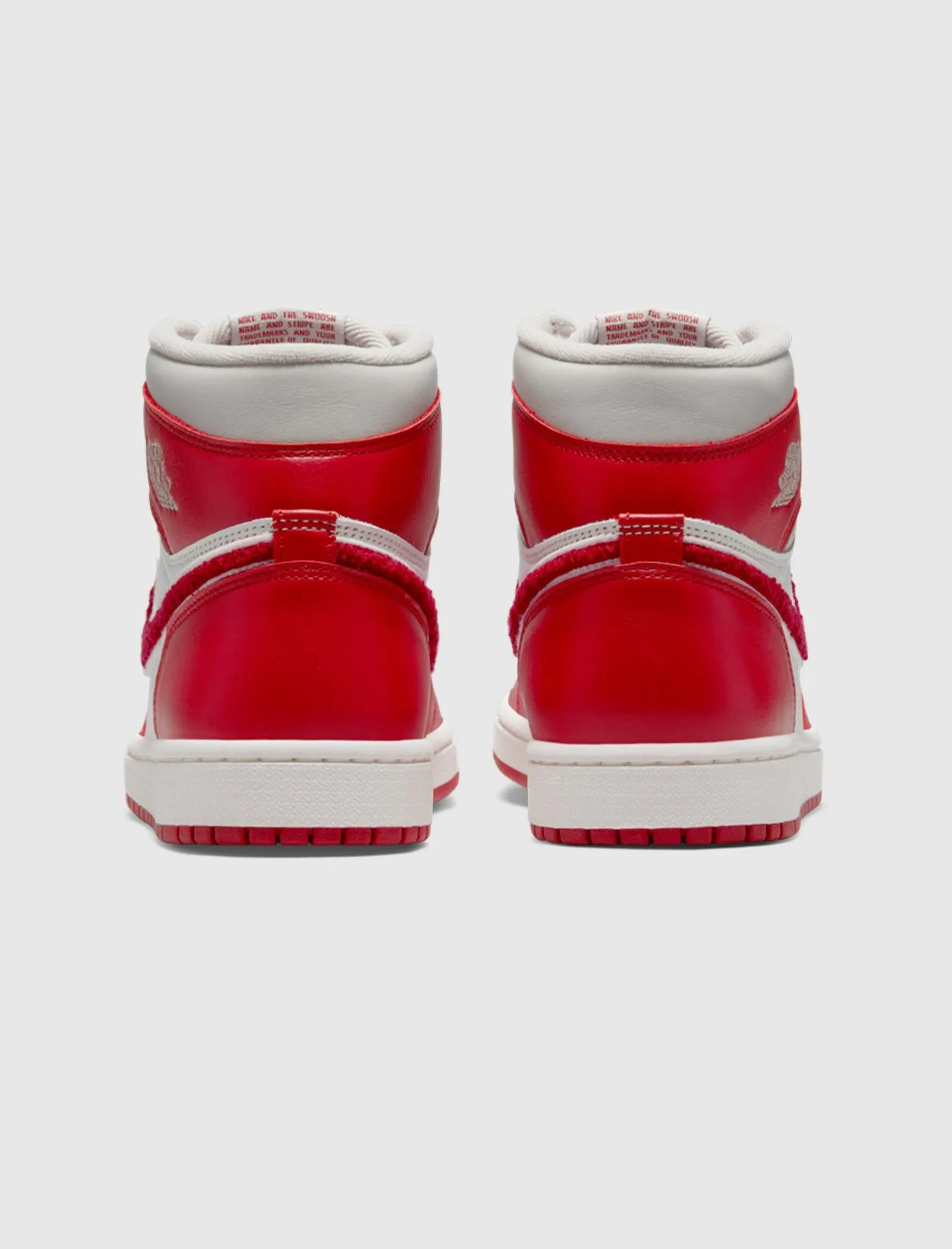 AIR JORDAN 1 